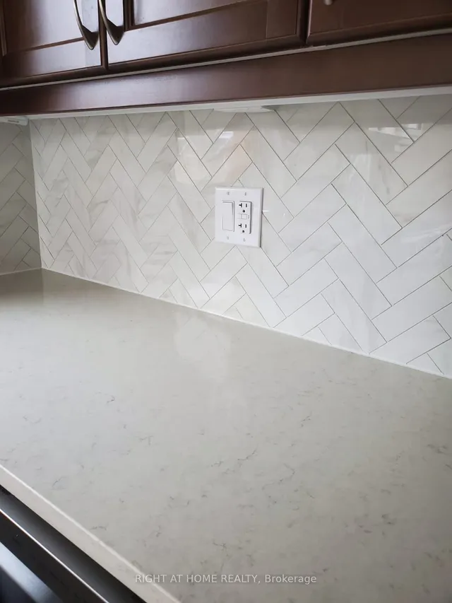 Additional image 5 of 2789 Eglinton Avenue East Ave Unit 423