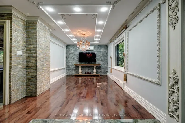 Additional image 23 of 300 Hendon Ave