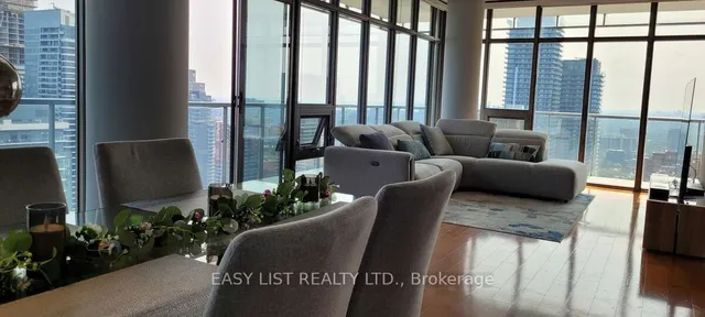 Additional image 37 of 33 Charles St Unit 3903