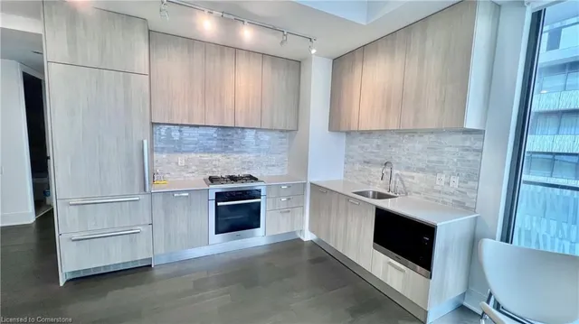 Additional image 8 of 50 Charles St Unit LPH 5406