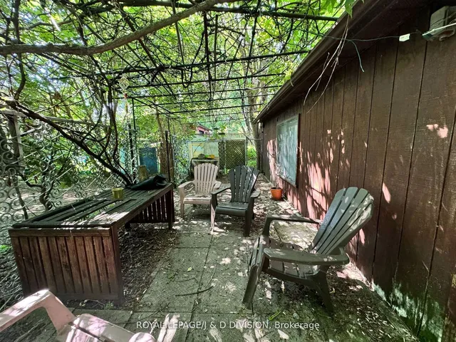 Additional image 10 of 165 High Park Ave