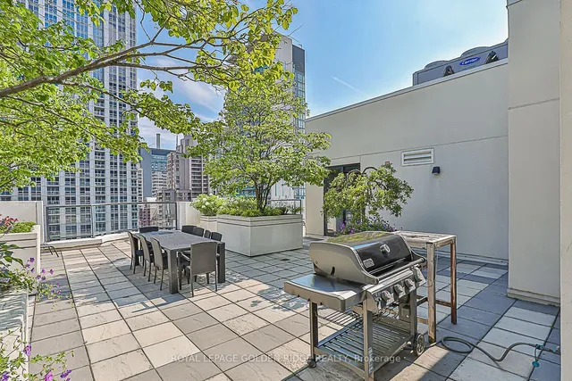 Additional image 27 of 801 Bay St Unit 1103