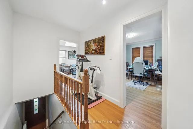 Additional image 4 of 1230 Avenue Rd