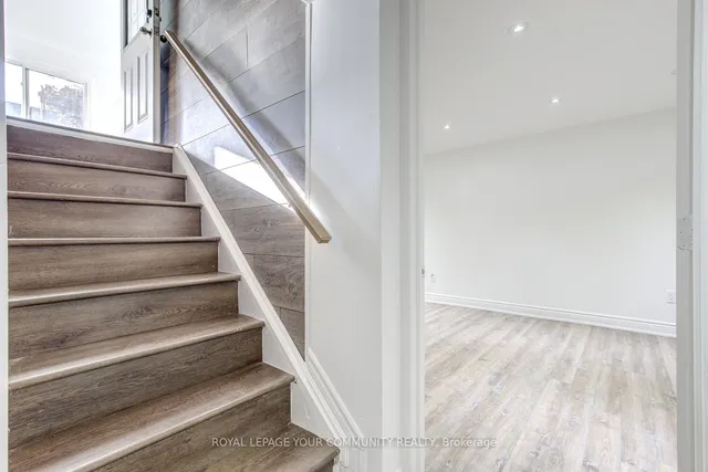 Additional image 29 of 2 Christina Cres