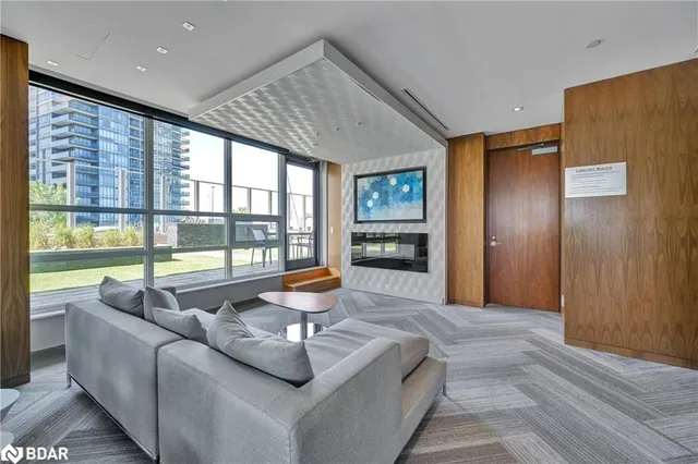 Additional image 28 of 36 Park Lawn Road Rd Unit 3205