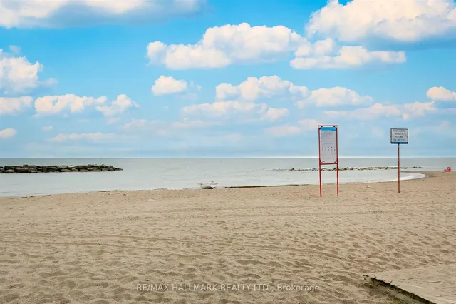 Additional image 39 of 78 Glen Manor Dr