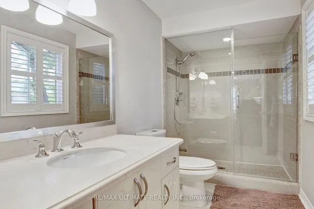 Additional image 10 of 1 Versailles Crt