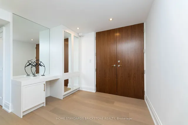 Additional image 4 of 66 Collier St Unit 9 D