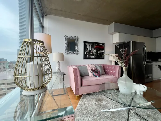 22 Wellesley St Unit 1802