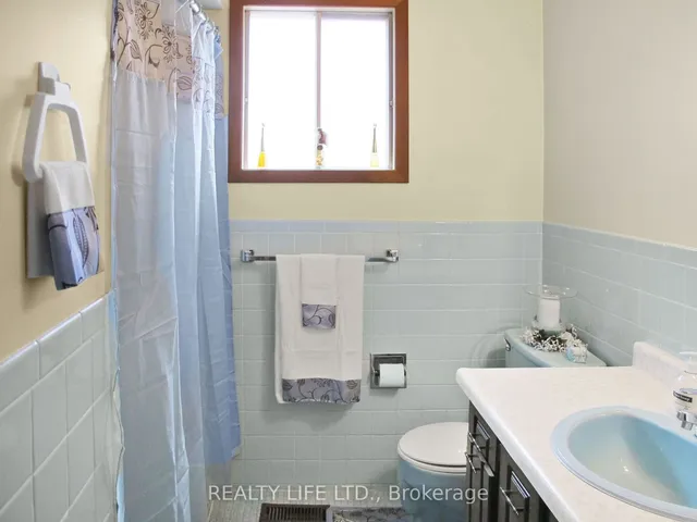 Additional image 20 of 61 Cameron Ave