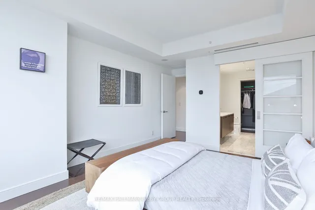 Additional image 16 of 180 University Ave Unit 4707