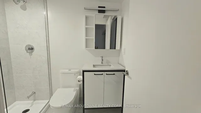 Additional image 12 of 40 Ed Clark Gdns Unit TH #16