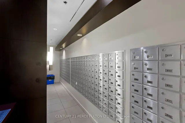 Additional image 25 of 36 Lee Centre Dr Unit 812