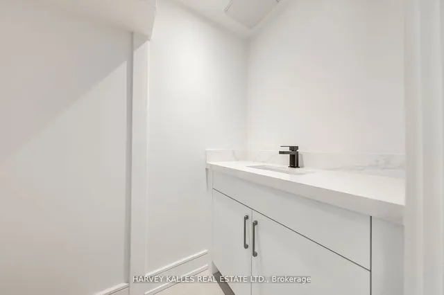 Additional image 34 of 36A Churchill Ave