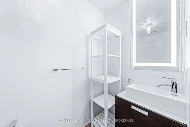 Additional image 8 of 629 King St Unit 212