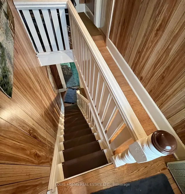 Additional image 12 of 657 Bloor St