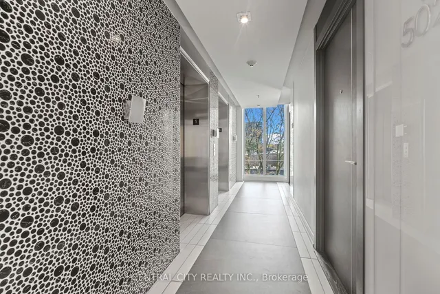 Additional image 3 of 220 George St Unit 504