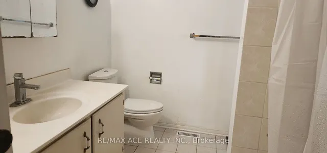 Additional image 14 of 61 Warwick Castle Crt