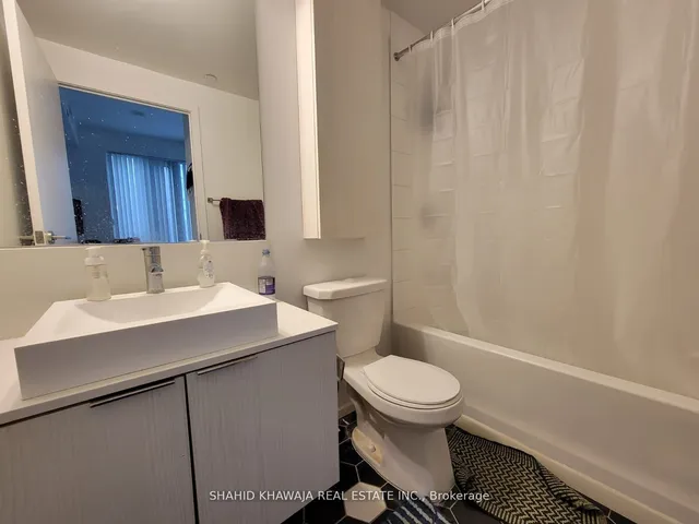 Additional image 10 of 68 Shuter St Unit 2005