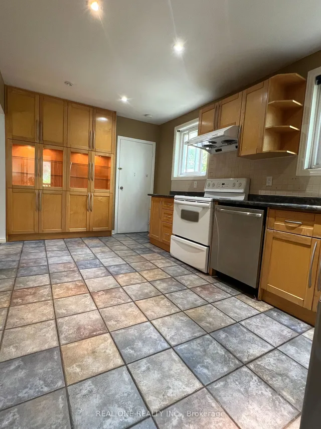 Additional image 8 of 34 Shippigan Cres