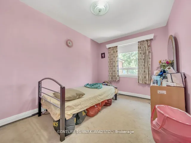 Additional image 26 of 304 Donlands Ave