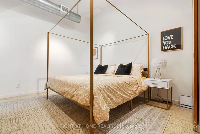 Additional image 13 of 365 Dundas St Unit 102