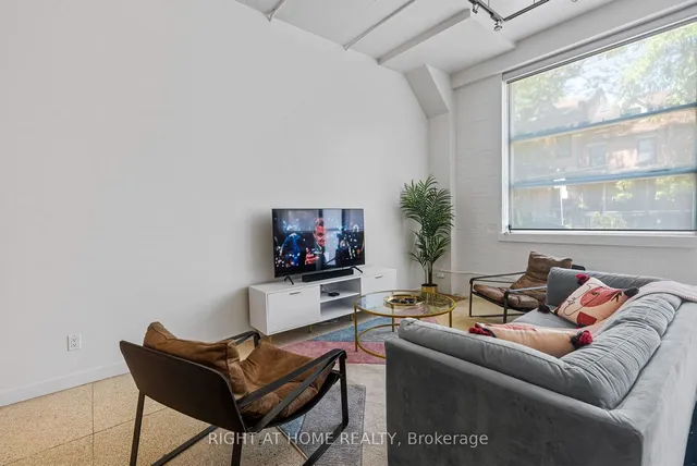 Additional image 22 of 365 Dundas St Unit 102