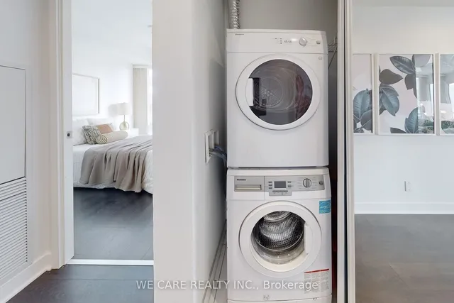 Additional image 20 of 15 Grenville St Unit 1410