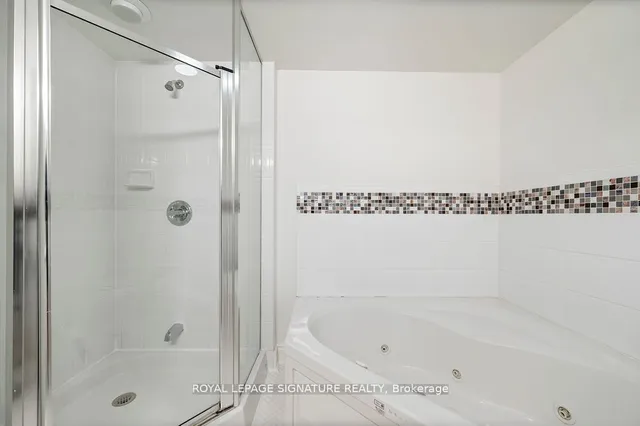 Additional image 20 of 1 Rean Dr Unit TH9