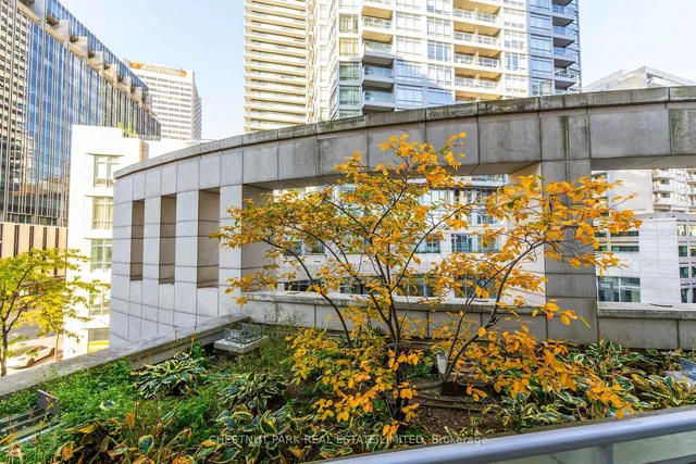 Additional image 19 of 2181 Yonge St Unit 311