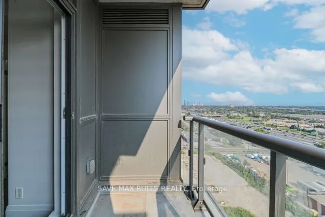 Additional image 34 of 17 Zorra St Unit 1906