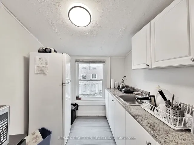 Additional image 15 of 185 Steeles Ave