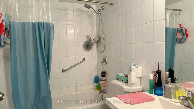 Additional image 24 of 3077 Weston Rd Unit 1006