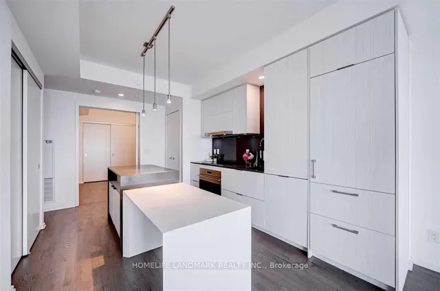 Additional image 10 of 1 Bloor St Unit 6108