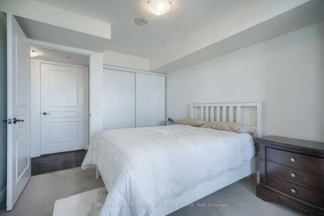 Additional image 13 of 3 Marine Parade Dr Unit 2106