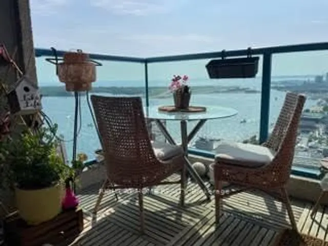 Additional image 3 of 99 Harbour Sq Unit 3312