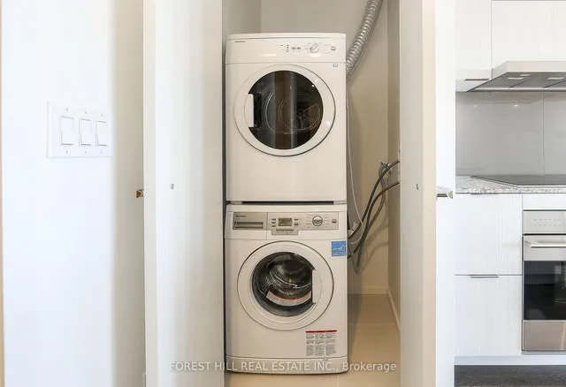 Additional image 31 of 1 Bloor St Unit 6508