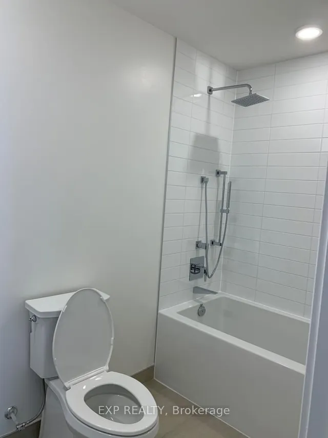Additional image 21 of 20 Lombard St Unit 4011