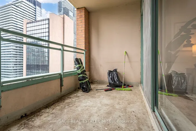 Additional image 35 of 889 Bay St Unit 1612