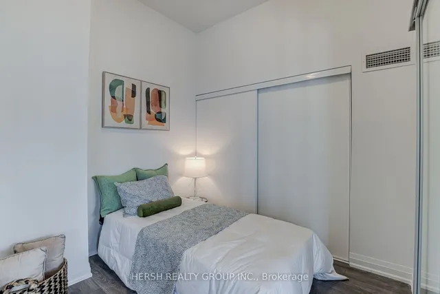 Additional image 8 of 10 Meadowglen Pl Unit 106