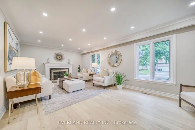 Additional image 10 of 8 Elliotwood Crt