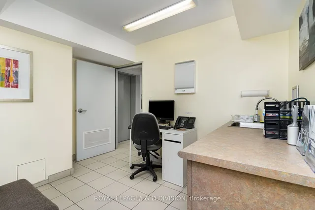 Additional image 18 of 29 Chaplin Cres