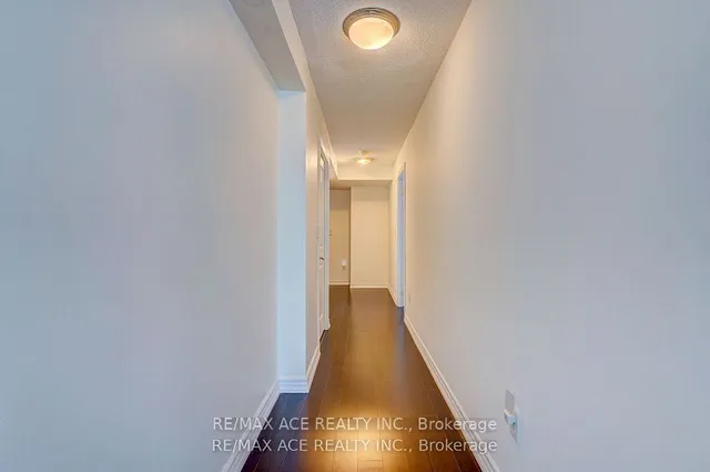 Additional image 17 of 386 Yonge St Unit 702