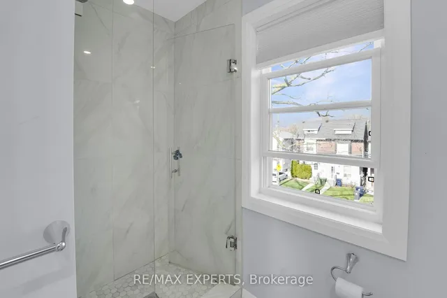 Additional image 18 of 434 Victoria Park Ave