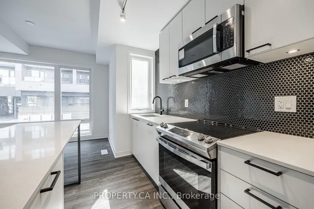 Additional image 12 of 10 Ed Clark Gdns Unit 4