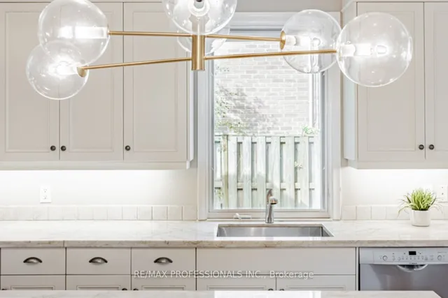 Additional image 20 of 54 Robin Hood Rd