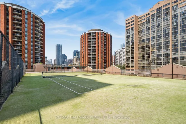 Additional image 20 of 15 Maitland Pl Unit 906