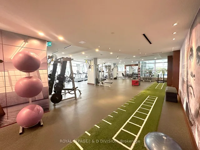 Additional image 35 of 2181 Yonge St Unit 3402