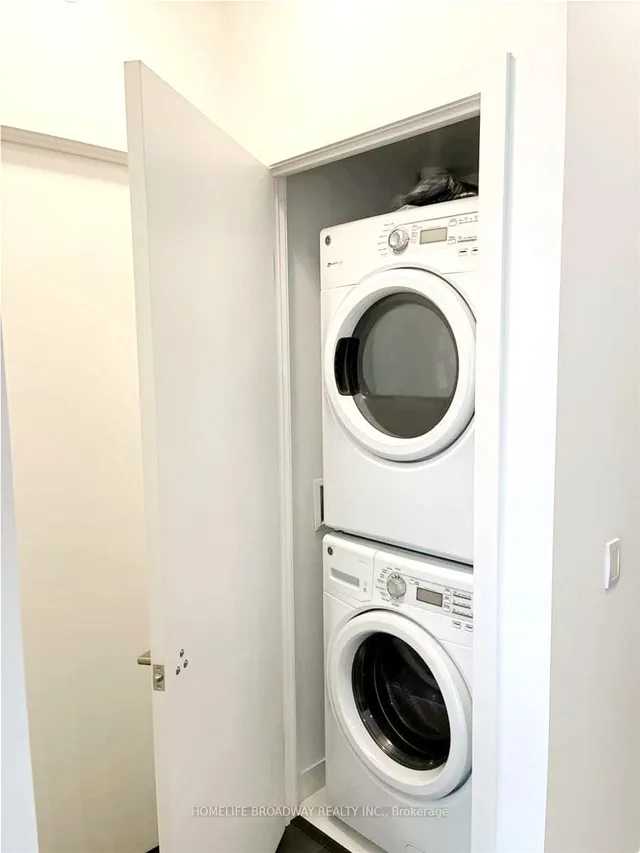 Additional image 14 of 38 Iannuzzi St Unit 733