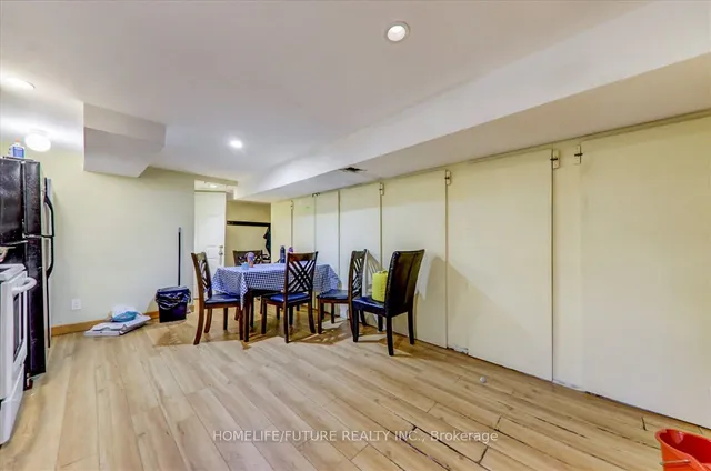 Additional image 23 of 8 Bonacres Ave